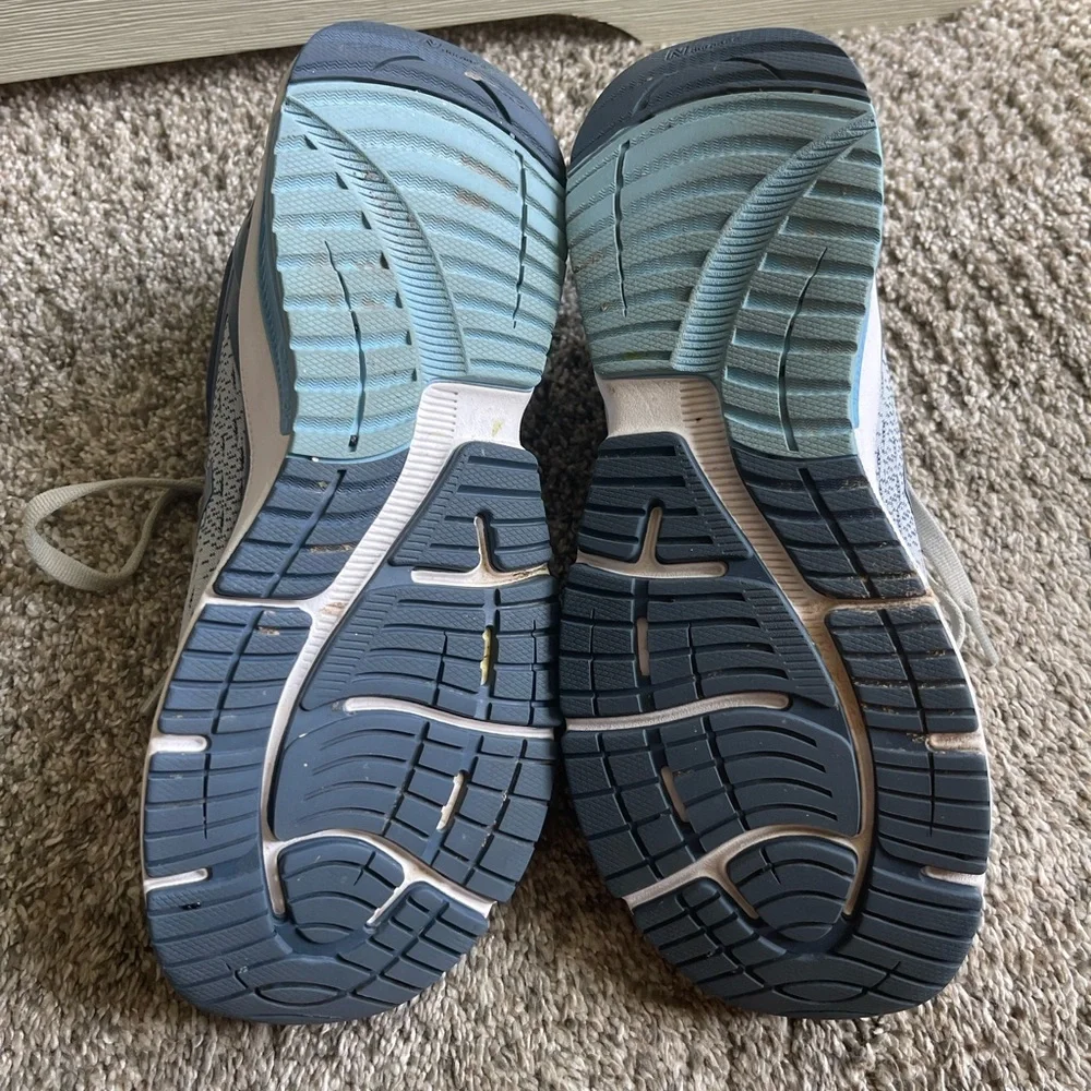 New balance 847 v4 Athletic Sneakers